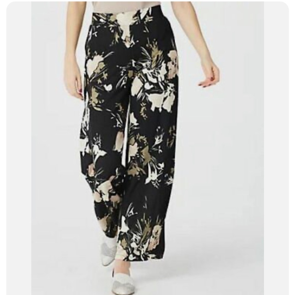 NWT Isaac Mizrahi Pants. Wide Leg, Palazzo in Tropical  Black/Cream/Taupe Floral